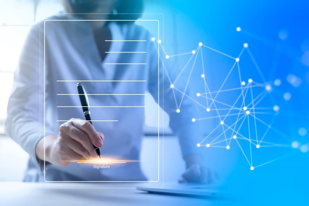 smart contracts e blockchain